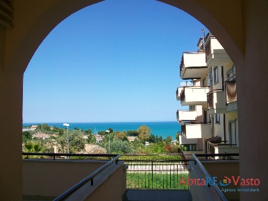 Foto Appartamento in Via Costa Contina, Vasto di 75 m² con 2 locali