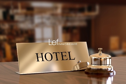 Foto Hotel a Eraclea Eraclea Mare di 1330 m² con 40 locali in vendita