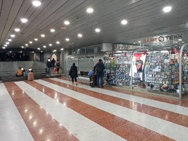 Foto Negozio in piazza della stazione, Firenze Fortezza - Stazione di 30 m²