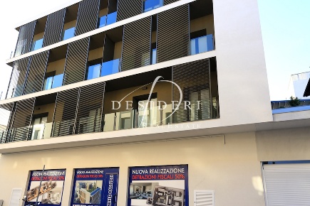 Foto Ufficio a Grosseto Stazione - Via Roma di 56 m² con 1 locali