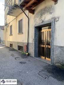 Foto Magazzino in VIA COLOMBO, Seveso Altopiano, Baruccana di 90 m²