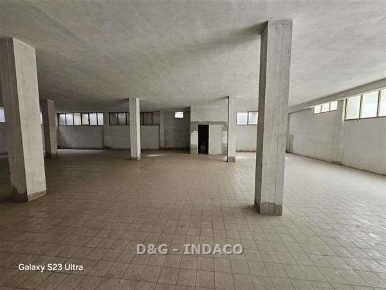 Foto Magazzino a Grosseto di 500 m² con 1 locali in vendita