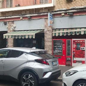 Foto Attività commerciale in Via Ignazio Persico, Roma di 162 m² in vendita