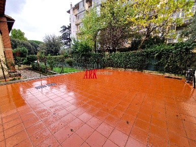 Foto Ufficio a Firenze Rovezzano di 62 m² con 3 locali in vendita