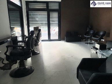 Foto Negozio in VIA D'AZEGLIO, Seregno San Rocco - Sanzio di 45 m²