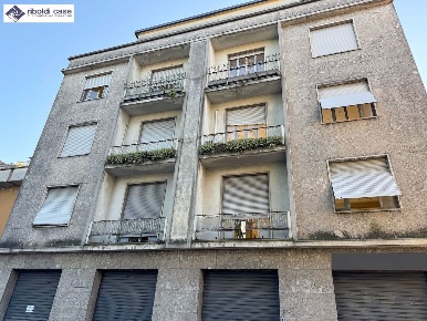 Foto Negozio in VIA DIAZ, Giussano Centro di 150 m² con 1 locali in vendita