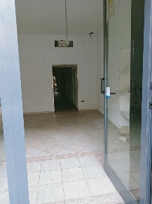 Foto Locale commerciale a Brusciano di 70 m² con 1 locali in affitto
