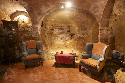 Foto Hotel a Siena di 350 m² con 12 locali in vendita