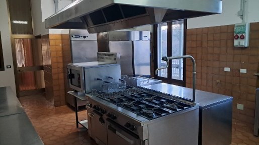Foto Hotel a Fubine Monferrato di 200 m² in vendita