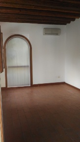 Foto Ufficio in via roma, Piombino Dese di 150 m² con 4 locali in affitto