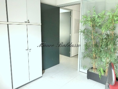 Foto Negozio a Nervesa della Battaglia Centro di 220 m² con 3 locali