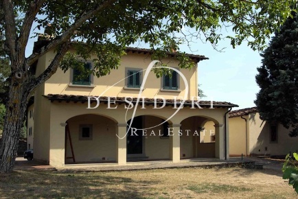 Foto Cessione attività a Dicomano di 600 m² con 5 locali in vendita