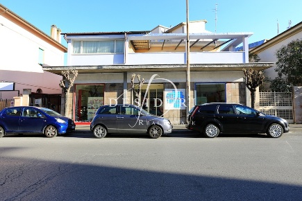 Foto Locale commerciale in Via Oberdan, Grosseto Stazione - Via Roma
