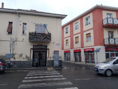 Foto Negozio a Vigevano di 85 m² con 3 locali in vendita