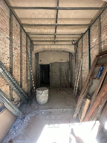 Foto Negozio in Via Fossata, Messina Garibaldi di 35 m² con 2 locali