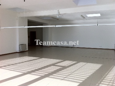 Foto Ufficio in VIA MONTENEVOSO, Pesaro Tombaccia di 171 m² con 3 locali