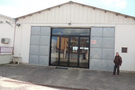 Foto Attività commerciale a Follonica San Luigi, Capannino, Corti Nuove