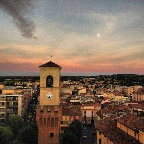 Foto Attività commerciale a Stradella Centro di 150 m² con 3 locali