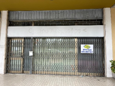 Foto Ufficio a Abano Terme di 52 m² con 1 locali in affitto