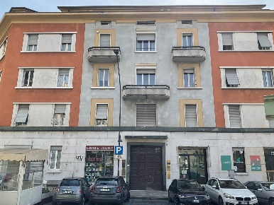 Foto Ufficio in Via Solferino, Brescia di 170 m² con 4 locali in vendita