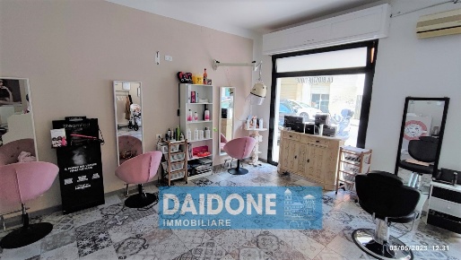 Foto Negozio a Livorno Zola - Galilei di 46 m² con 1 locali in vendita