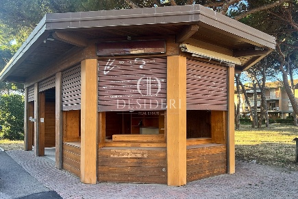 Foto Bar in Via Maroncelli, Grosseto Marina di Grosseto di 76 m² in vendita