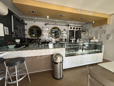 Foto Locale commerciale a San Martino Siccomario Centro di 50 m² in vendita