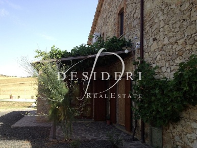 Foto Cessione attività a Cinigiano di 350 m² con 14 locali in vendita