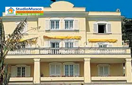 Foto Residence in via Fuorlovado, Capri Centro di 40 m² con 2 locali