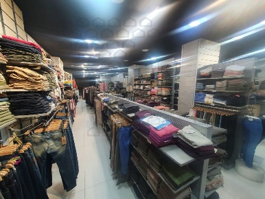 Foto Locale commerciale in via oreto, Messina Gazzi di 500 m² in vendita