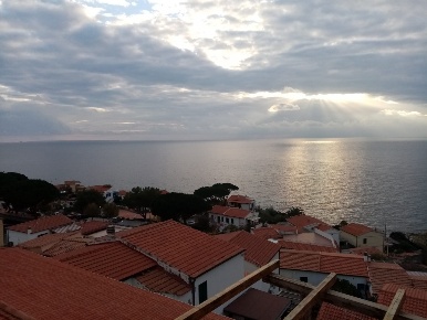 Foto Magazzino a Marciana di 100 m² in vendita