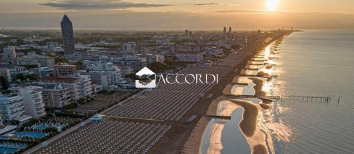 Foto Ristorante a Jesolo Lido Centro Ovest di 150 m² in vendita