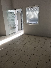 Foto Ufficio in via scarpettini, Montemurlo di 70 m² con 3 locali