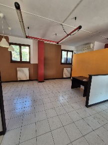 Foto Ufficio a Pavia di 56 m² con 2 locali in vendita
