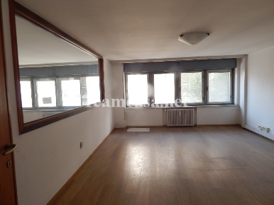 Foto Ufficio a Pesaro di 150 m² con 4 locali in affitto