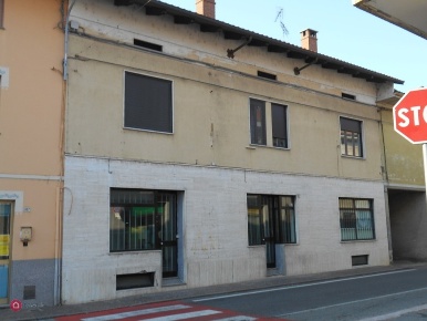Foto Locale commerciale in via 20 Settembre 37, Cigliano Centro di 300 m²