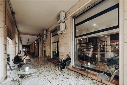 Foto Attività commerciale a Bologna Marconi di 48 m² con 2 locali