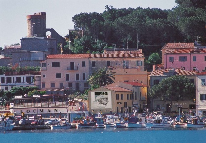 Foto Attività commerciale in Campo Nell'Elba, Campo nell'Elba di 120 m²