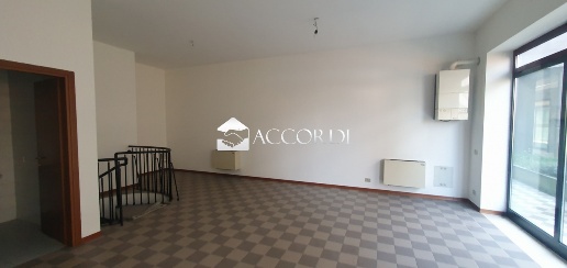 Foto Negozio a Montebelluna Centro di 90 m² con 2 locali in vendita