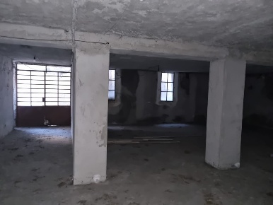 Foto Magazzino in Piazza della Repubblica, Treviglio di 320 m² in vendita