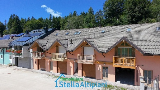 Foto Appartamento in frazione Slaghenaufi, Lavarone di 140 m² con 5 locali