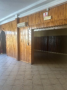 Foto Negozio in via Valle del Grottone, Roma Rinnovamento di 120 m²