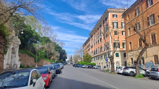 Foto Negozio in via Goffredo Mameli, Roma Trastevere di 145 m² con 4 locali