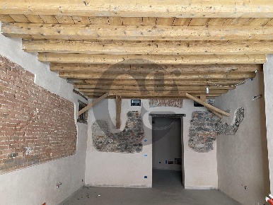 Foto Negozio in via trento 84, Brescia Via Veneto - Borgo Trento di 90 m²