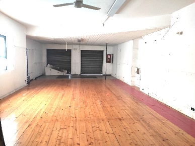 Foto Negozio in via Primo maggio, Fonte Nuova Tor Lupara di 100 m²