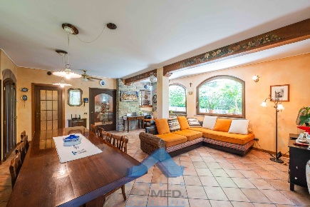 Foto Villa unifamiliare in via al Borghetto, Palazzago di 340 m² in vendita