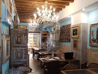 Foto Bar in via della Volta, Brescia Brescia Due di 270 m² con 5 locali