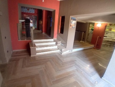 Foto Negozio in Viale Della Resistenza, Rovito Centro di 220 m² in vendita