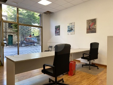 Foto Negozio in Via Ferro di Cavallo, Lanciano Centro di 96 m² con 3 locali