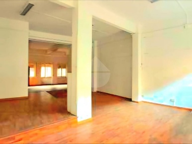 Foto Negozio in Guglielmo Marconi, Ronciglione di 112 m² con 1 locali